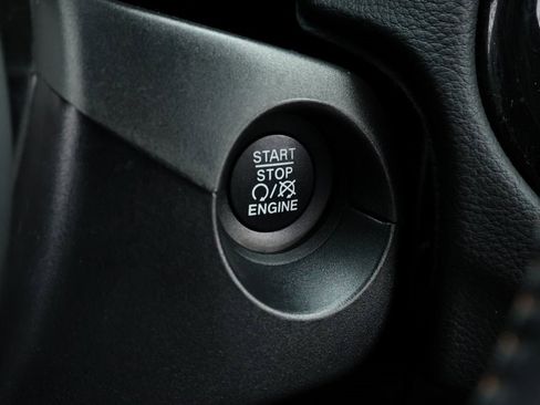 Used 2021 Jeep Compass Limited image 27