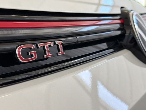 New 2026 Volkswagen GTI SE FWD image 37