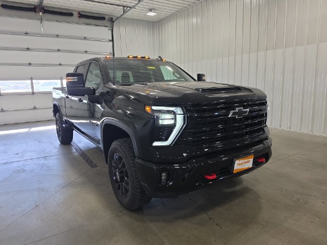 Used 2026 Chevrolet Silverado 3500 LT w/ Trail Boss Package AWD/4WD image 2