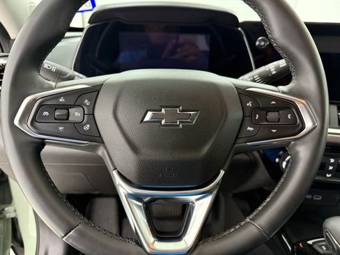 Used 2024 Chevrolet Trax ACTIV w/ Sunroof Package image 11
