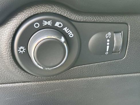 Used 2024 Dodge Durango R/T AWD/4WD image 17
