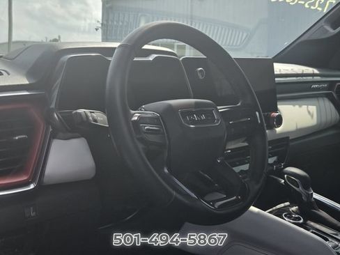 Used 2025 GMC Canyon AT4 w/ AT4X Package AWD/4WD image 10