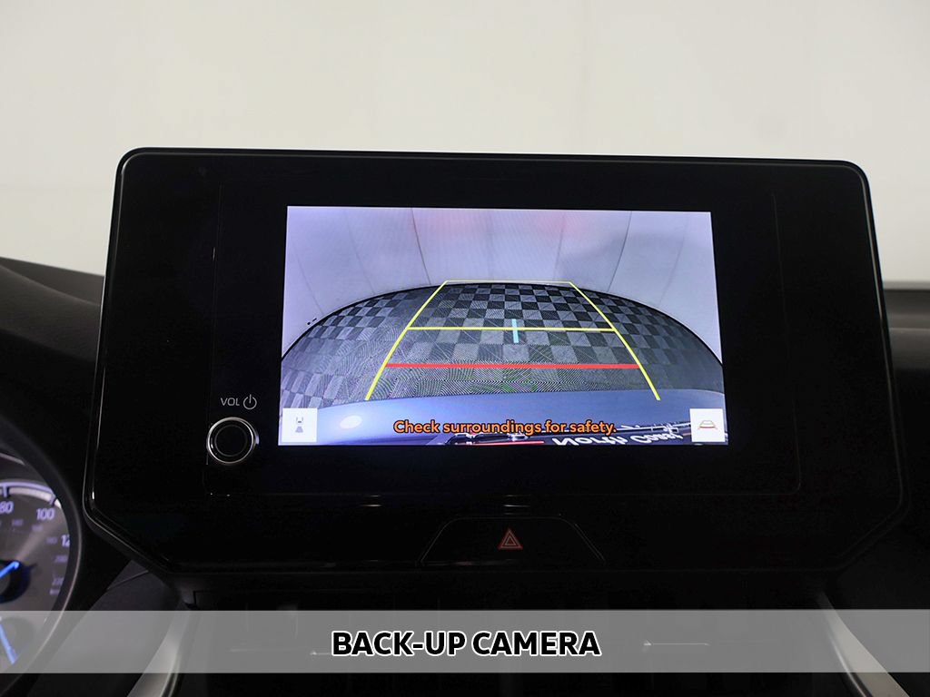 Used 2023 Toyota Venza LE AWD/4WD image 4