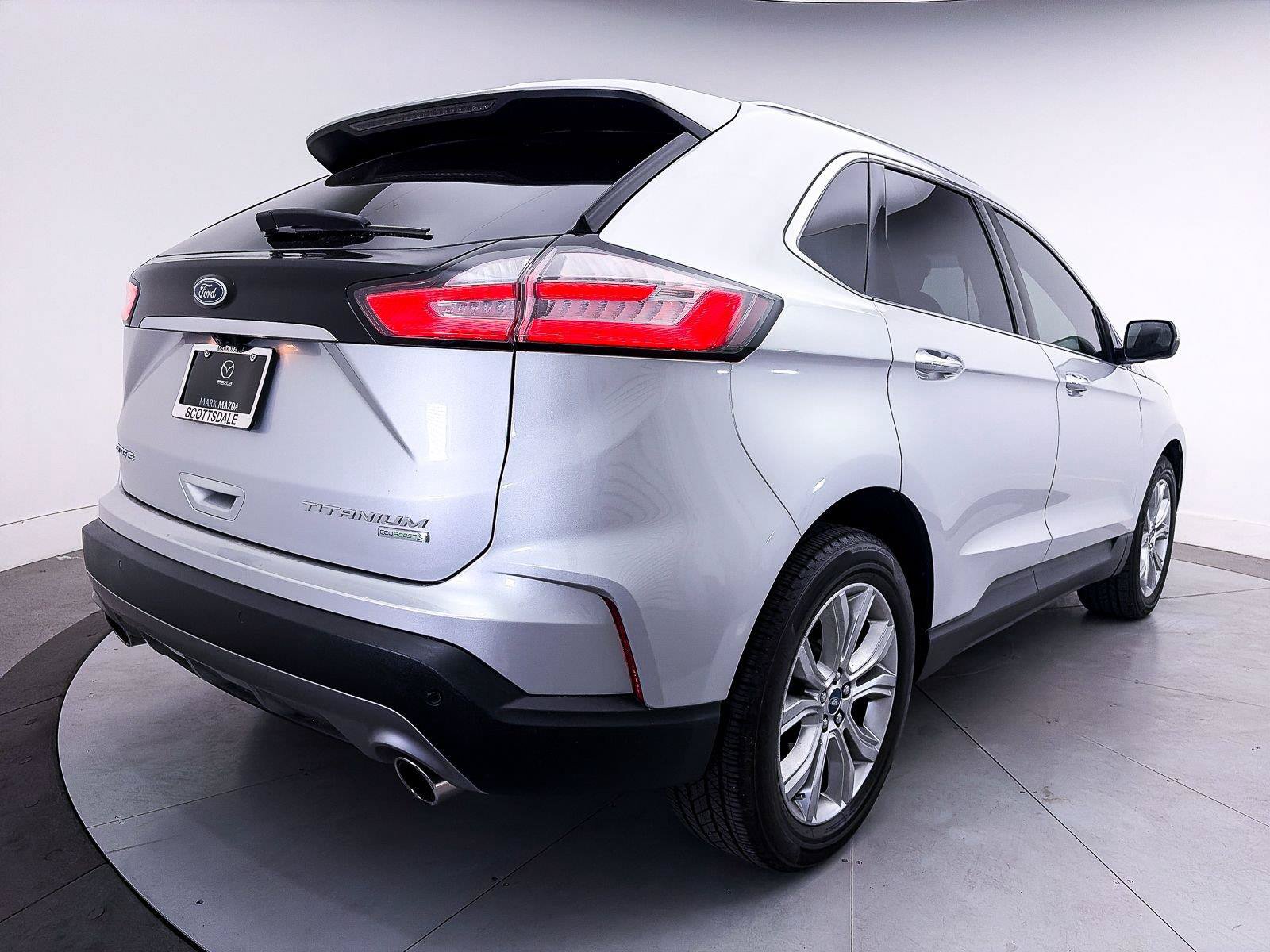 Used 2019 Ford Edge Titanium FWD image 15