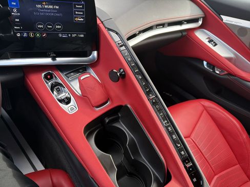 Used 2023 Chevrolet Corvette Stingray Preferred Cpe w/ 2LT image 16