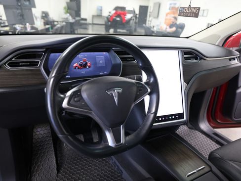 Used 2016 Tesla Model X 75D AWD/4WD image 28