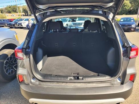 Used 2025 Ford Escape Active w/ Cold Weather Package image 8