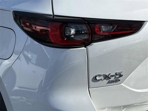Used 2023 MAZDA CX-5 AWD 2.5 S w/ Premium Plus Pkg image 12