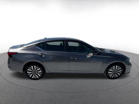 Used 2026 Nissan Altima 2.5 SV FWD image 16