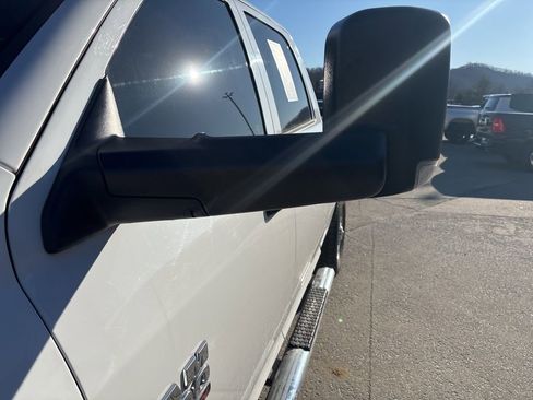 Used 2018 RAM 2500 Tradesman w/ Chrome Appearance Group image 9