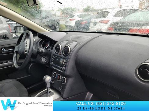 Used 2015 Nissan Rogue S w/ Convenience Package AWD/4WD image 16