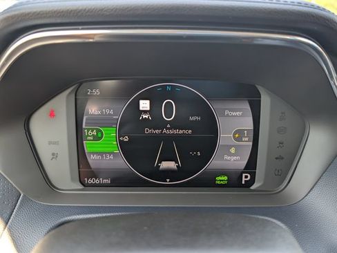 Used 2023 Chevrolet Bolt EUV Premier w/ Sun & Sound Package FWD image 22