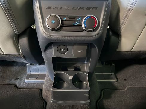New 2026 Ford Explorer Active w/ Active Comfort Package AWD/4WD image 34