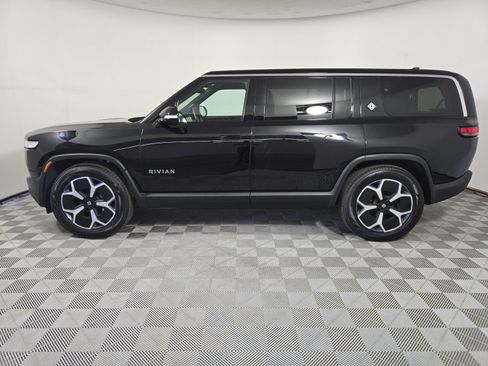 Used 2024 Rivian R1S Adventure AWD/4WD image 2