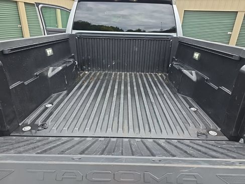 Certified 2025 Toyota Tacoma SR AWD/4WD image 15