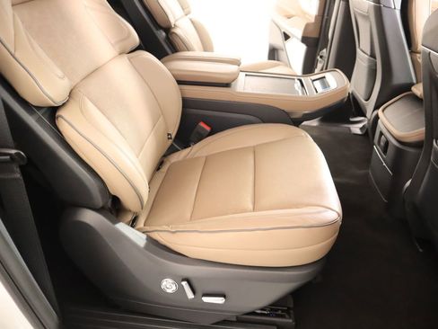 New 2026 Lincoln Navigator L Black Label AWD/4WD image 15