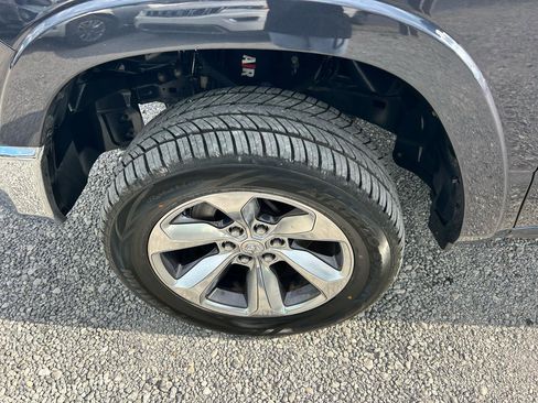 Used 2019 RAM 1500 Limited AWD/4WD image 21