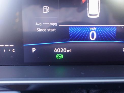 Certified 2025 Volkswagen Jetta SE w/ Sunroof Package image 16