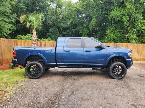Used 2022 RAM 2500 Limited AWD/4WD image 15