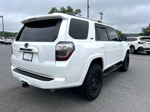 Used 2021 Toyota 4Runner SR5 image 5