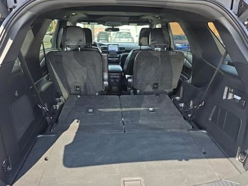 Used 2023 Ford Explorer ST-Line w/ Class IV Trailer Tow Package AWD/4WD image 19