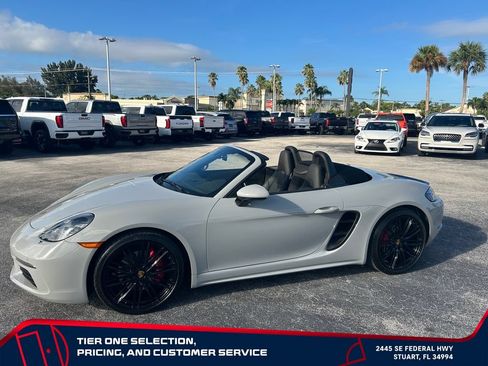 Used 2021 Porsche 718 Boxster S RWD image 12