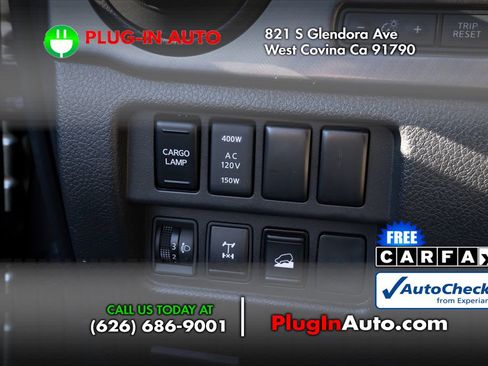 Used 2024 Nissan Titan PRO-4X w/ Off Road Protection Package image 23