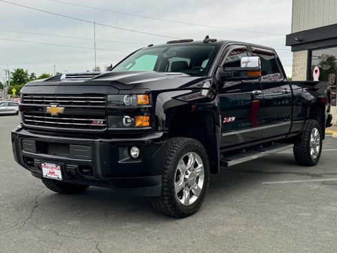 Used 2017 Chevrolet Silverado 2500 LTZ w/ Duramax Plus Package AWD/4WD image 8