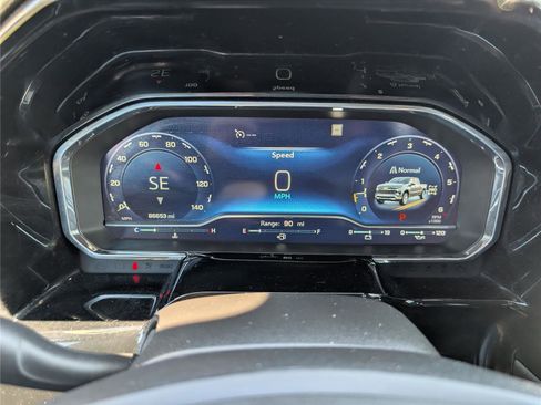 Used 2022 Chevrolet Silverado 1500 RST w/ Convenience Package II AWD/4WD image 31