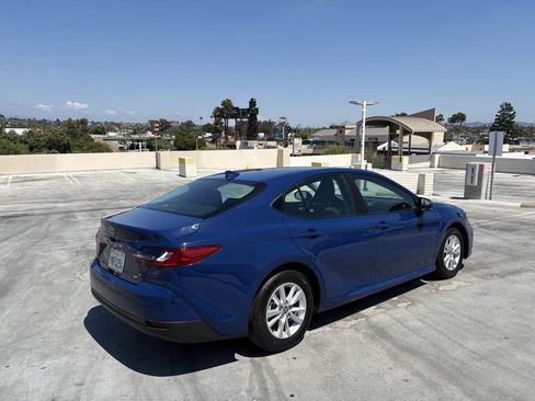 Used 2025 Toyota Camry LE FWD image 35