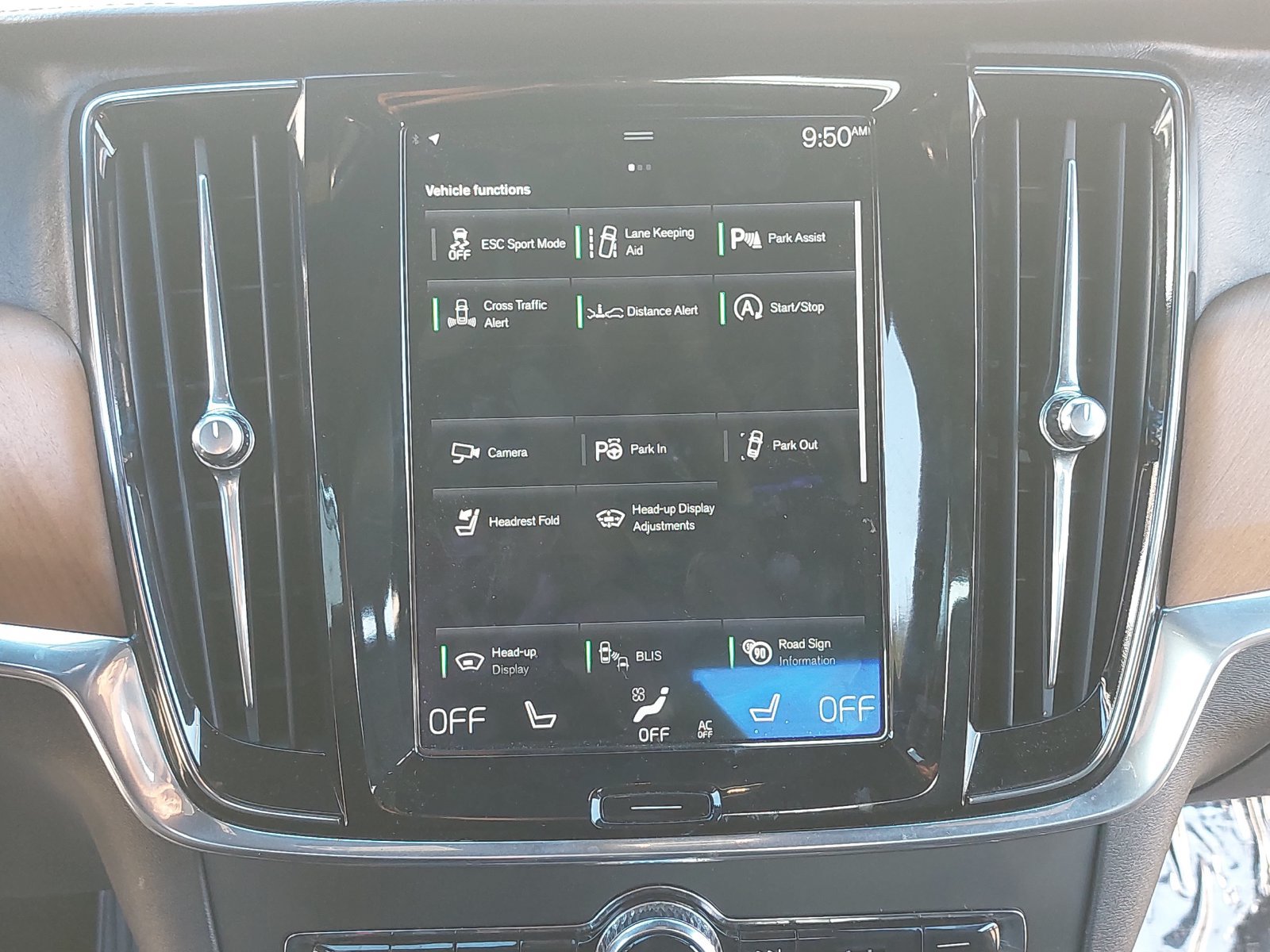 Used 2017 Volvo S90 T6 Inscription w/ Vision Package AWD/4WD image 27