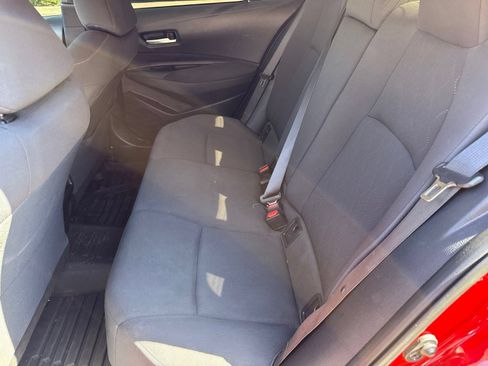 Used 2020 Toyota Corolla LE FWD image 14
