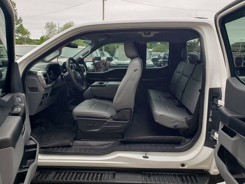 Certified 2022 Ford F150 XL w/ Equipment Group 101A High RWD image 11
