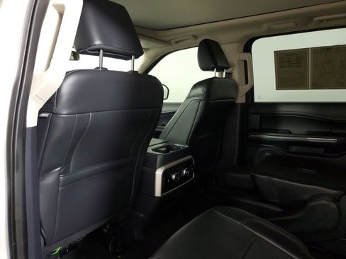 Used 2022 Ford Expedition Max XLT AWD/4WD image 11