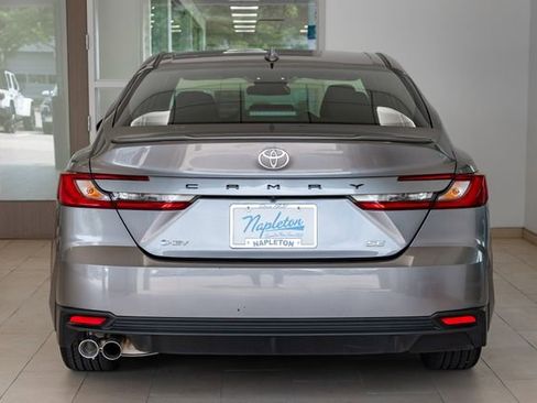 Used 2025 Toyota Camry SE FWD image 27