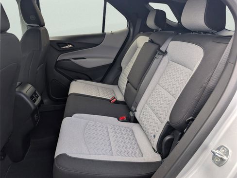 Used 2022 Chevrolet Equinox LT FWD image 30