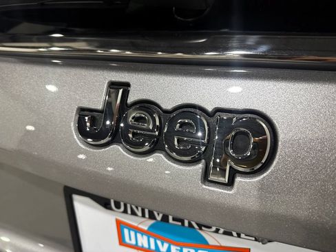 Used 2023 Jeep Compass Limited AWD/4WD image 34