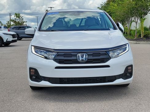 Used 2025 Honda Odyssey EX-L image 2