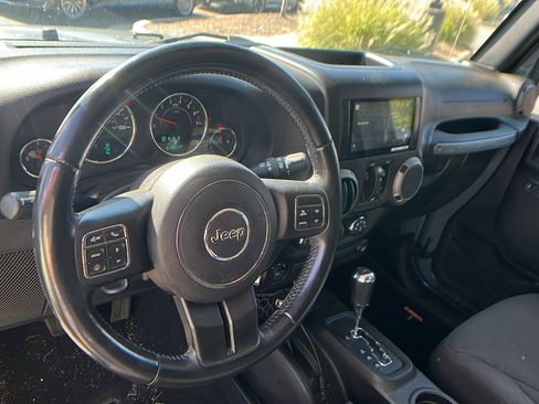 Used 2015 Jeep Wrangler Unlimited Sport w/ Quick Order Package 24S image 23