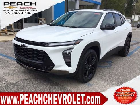 New 2026 Chevrolet Trax ACTIV w/ Sunroof Package image 1