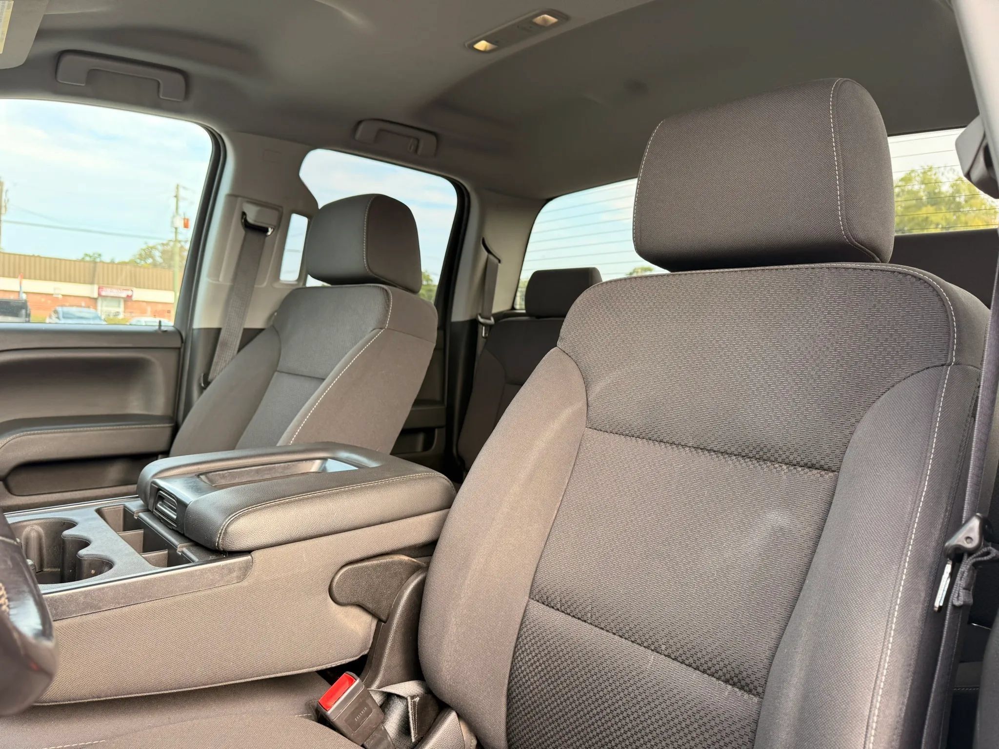 Used 2018 Chevrolet Silverado 1500 LT w/ All Star Edition AWD/4WD image 13
