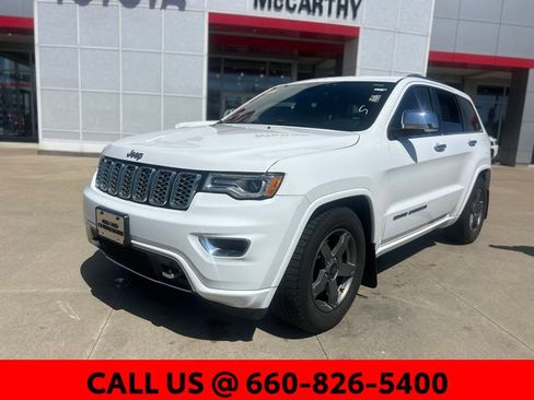Used 2019 Jeep Grand Cherokee Overland image 2