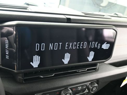 New 2026 Jeep Gladiator Willys image 17