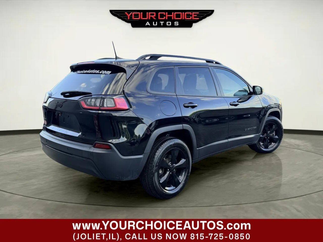 Used 2020 Jeep Cherokee Latitude Plus AWD/4WD image 7