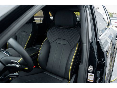 Used 2023 Bentley Bentayga Speed image 26