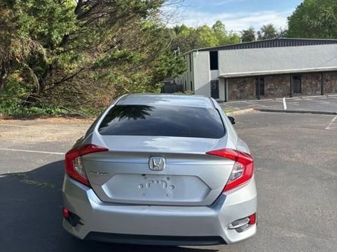 Used 2016 Honda Civic EX image 21