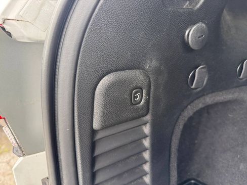 Used 2018 Jeep Grand Cherokee Limited AWD/4WD image 21