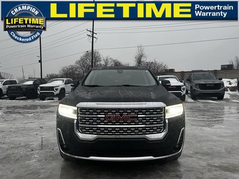 Used 2023 GMC Acadia Denali image 3