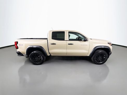 Used 2024 Chevrolet Colorado Trail Boss w/ Advanced Trailering Package AWD/4WD image 8