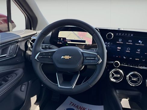 New 2025 Chevrolet Blazer EV LT image 13